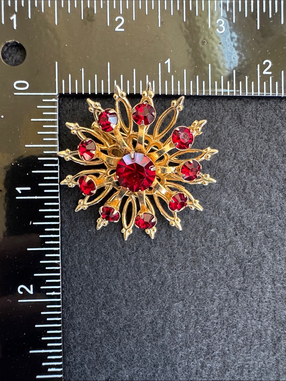 EUC Vintage Coro Gold & Res Floral Brooch - Picture 4 of 4